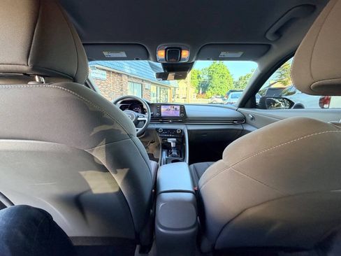 Used 2023 Hyundai Elantra SEL FWD image 58