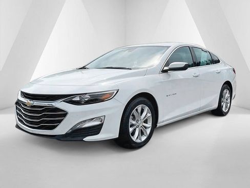 Used 2024 Chevrolet Malibu LT FWD image 3