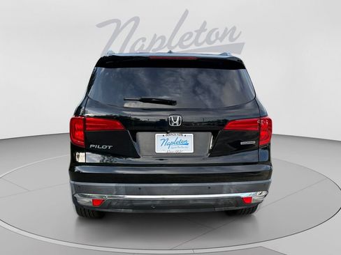 Used 2018 Honda Pilot Touring image 4