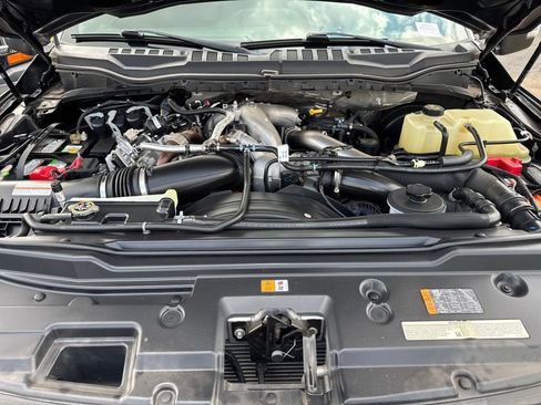 Used 2022 Ford F250 Lariat w/ FX4 Off-Road Package AWD/4WD image 47