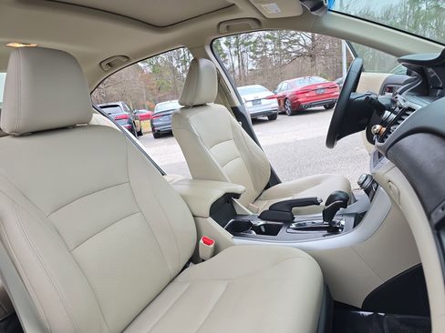 Used 2013 Honda Accord EX-L image 10