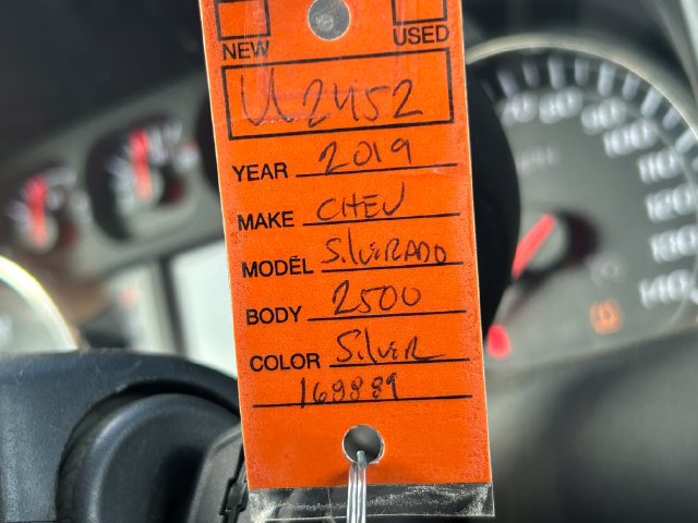 Used 2019 Chevrolet Silverado 2500 W/T AWD/4WD image 16