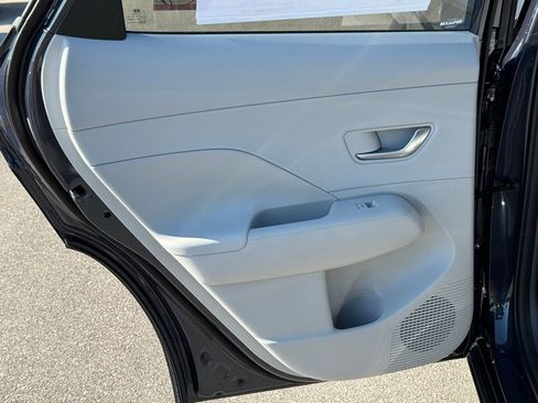 Used 2026 Hyundai Kona SEL Premium image 15