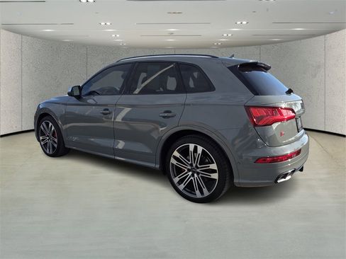Used 2019 Audi SQ5 Prestige w/ Prestige Package image 5
