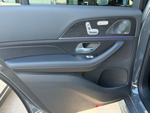 New 2026 Mercedes-Benz GLS 450 4MATIC image 24