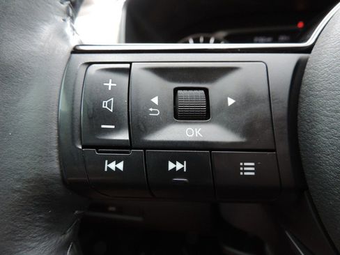 Certified 2021 Nissan Rogue SL FWD image 28