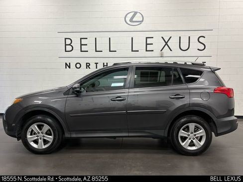 Used 2013 Toyota RAV4 XLE FWD image 8