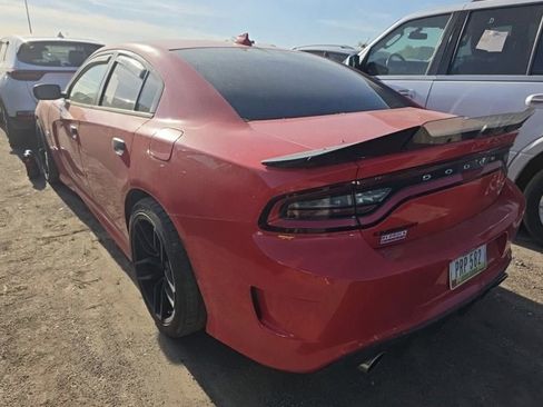 Used 2019 Dodge Charger Scat Pack RWD image 4