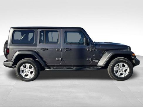 Used 2021 Jeep Wrangler Unlimited Sport image 8