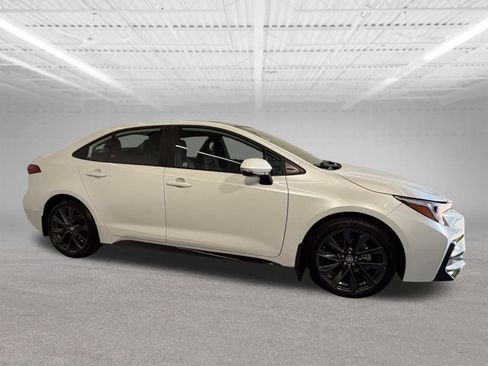 Used 2024 Toyota Corolla XSE FWD image 7