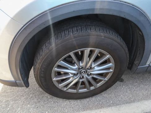 Used 2017 MAZDA CX-5 Sport image 8