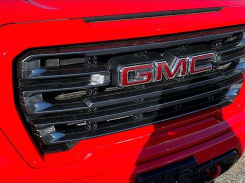 Used 2021 GMC Sierra 1500 AT4 image 30