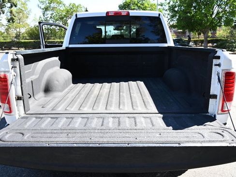 Used 2018 RAM 1500 Laramie w/ Convenience Group AWD/4WD image 26
