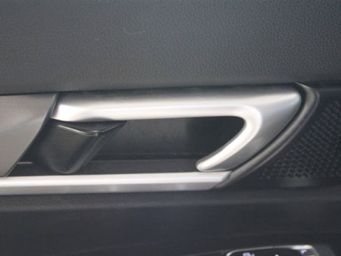 Used 2021 Kia Telluride LX AWD/4WD image 8