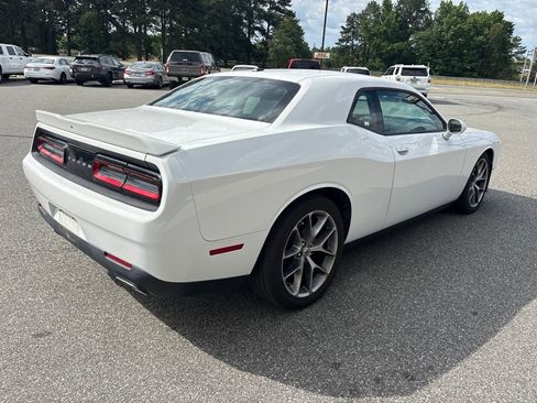 Used 2022 Dodge Challenger GT RWD image 8