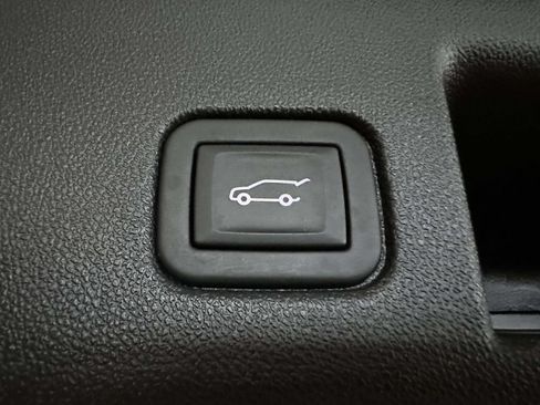 Used 2024 Chevrolet Equinox RS w/ LPO, Floor Liner Package AWD/4WD image 13