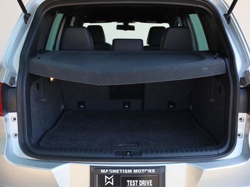 Used 2016 Volkswagen Tiguan R-Line image 10