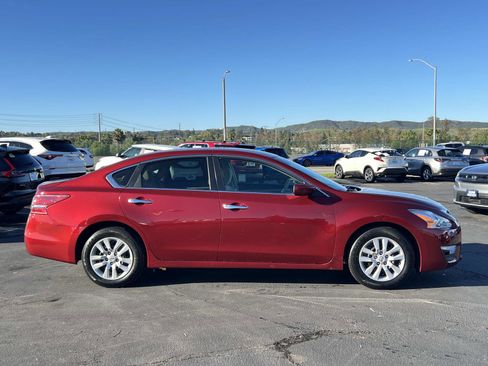 Used 2013 Nissan Altima 2.5 S image 21
