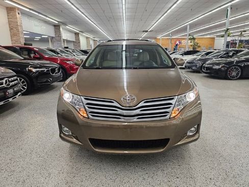 Used 2009 Toyota Venza image 2