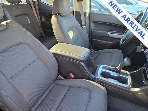 Used 2021 Chevrolet Colorado LT w/ Safety Package image 35