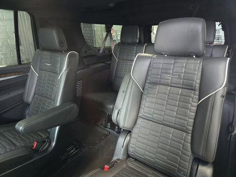 Certified 2025 Cadillac Escalade ESV Sport Platinum AWD/4WD image 14