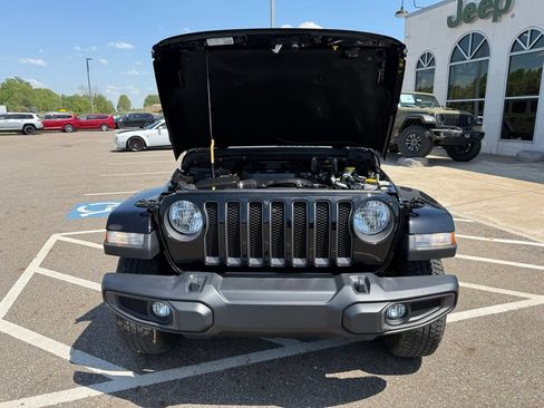 Used 2021 Jeep Wrangler Unlimited Sport AWD/4WD image 12