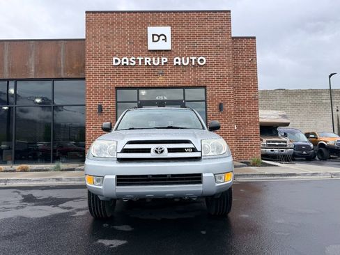 Used 2003 Toyota 4Runner SR5 image 2