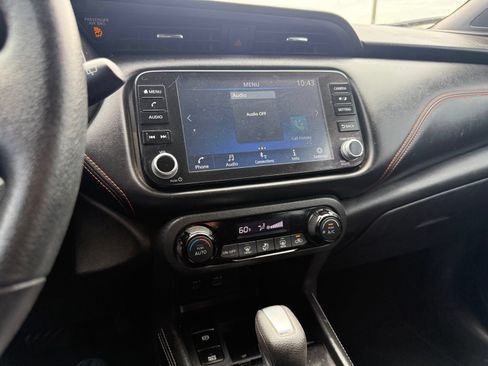 Certified 2022 Nissan Kicks SR FWD image 20