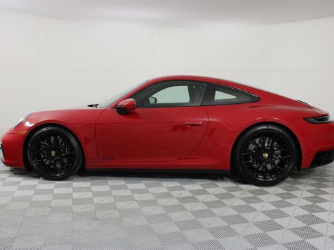 Used 2024 Porsche 911 Carrera GTS image 2