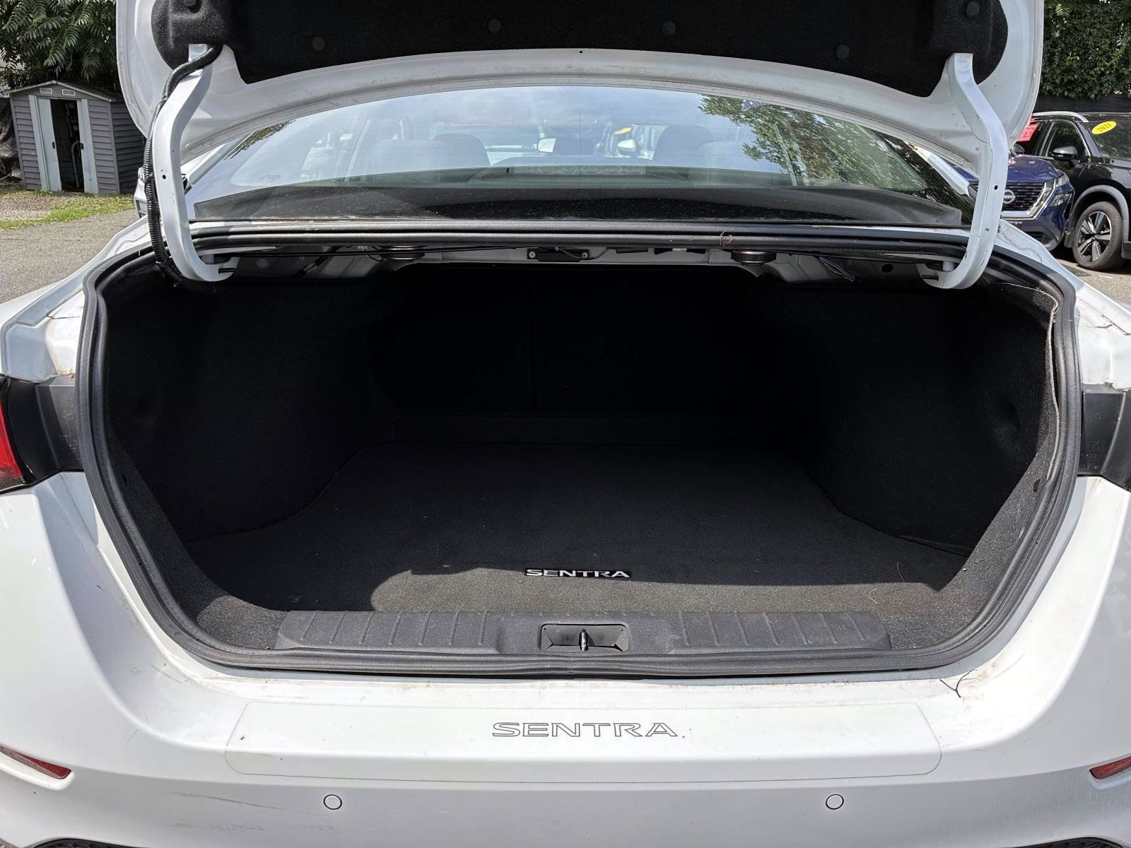 Certified 2023 Nissan Sentra SV FWD image 12