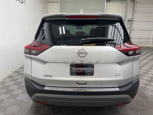 Used 2023 Nissan Rogue SV FWD image 10