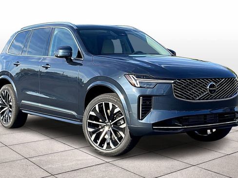 New 2026 Volvo XC90 T8 Ultra image 2