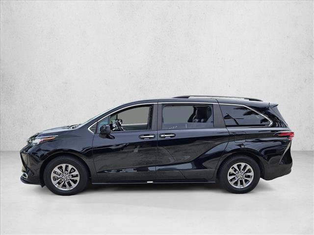 Used 2022 Toyota Sienna XLE FWD image 8
