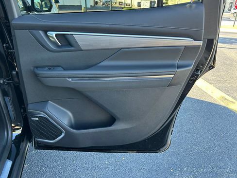 New 2026 Buick Enclave Preferred w/ Power Package image 16