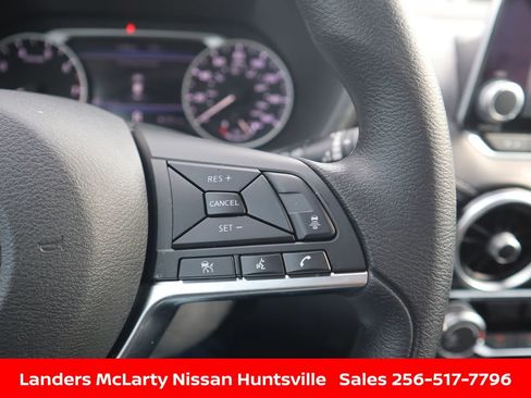 Used 2025 Nissan Sentra SV w/ Trunk Package image 23