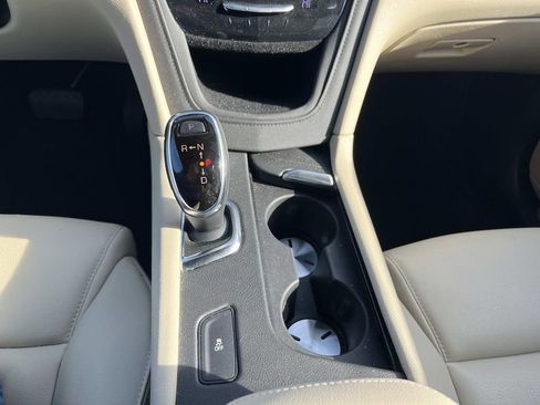 Used 2018 Cadillac XT5 FWD image 34