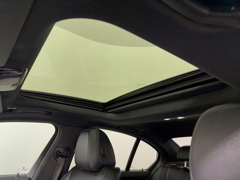 Certified 2024 BMW 330i Sedan w/ Convenience Package RWD image 27
