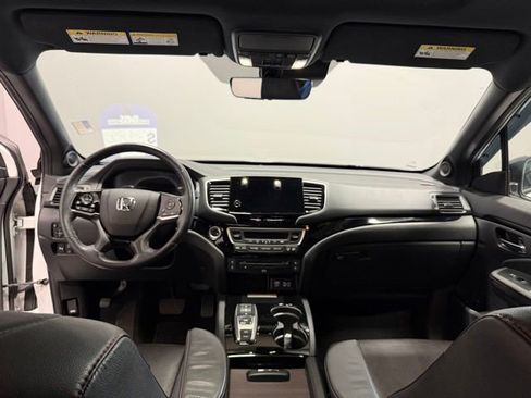 Used 2022 Honda Pilot Black Edition image 41