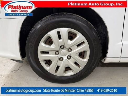 Used 2017 Dodge Grand Caravan SE FWD image 48