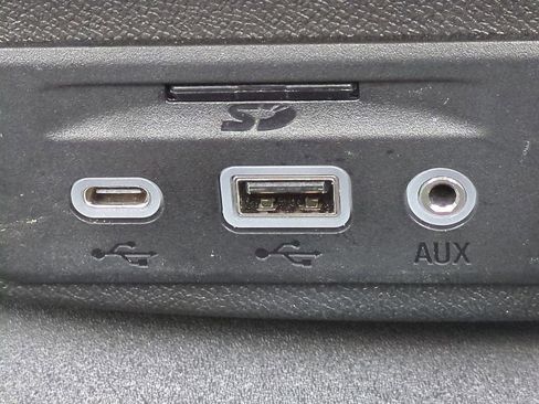 Used 2022 Chevrolet Malibu Premier image 23