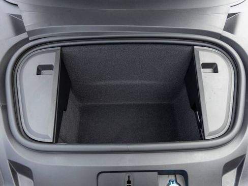 Certified 2025 Porsche Taycan RWD image 55