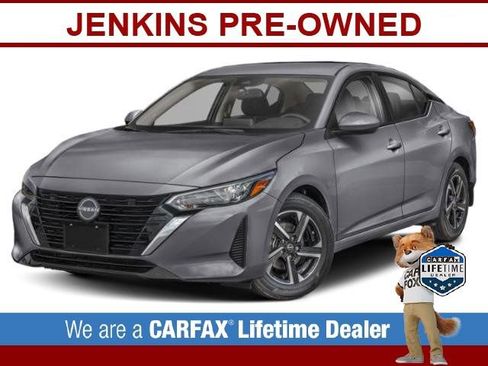 Used 2025 Nissan Sentra SV w/ Trunk Package image 4