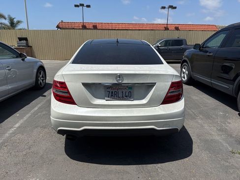 Used 2013 Mercedes-Benz C 250 Coupe image 3