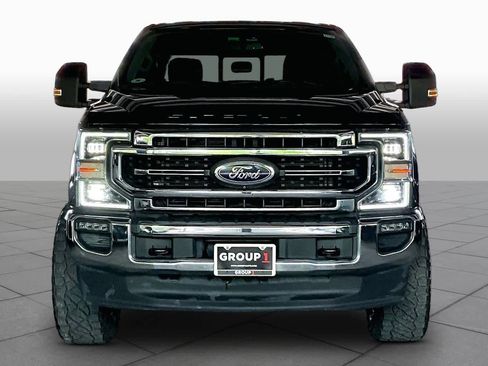 Used 2020 Ford F350 Lariat w/ Lariat Ultimate Package image 3