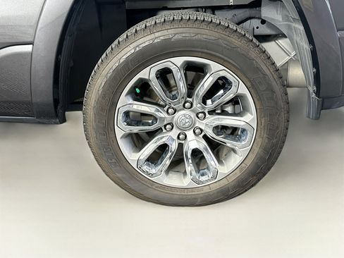 Used 2022 RAM 1500 Laramie image 11