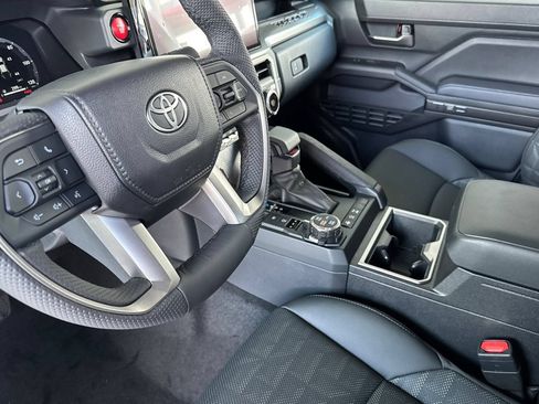 New 2026 Toyota Tacoma TRD Off-Road w/ TRD Off Road Premium Package AWD/4WD image 9