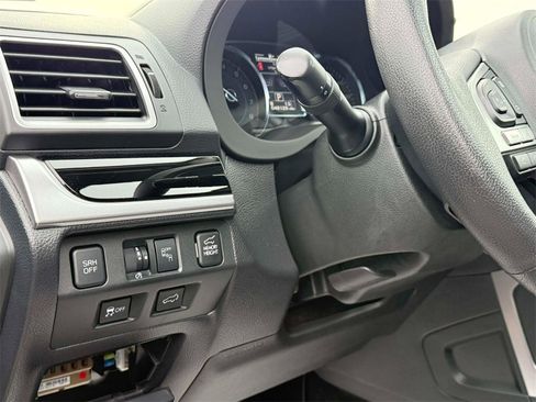 Used 2018 Subaru Forester 2.5i Touring image 14