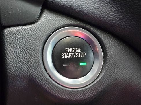 Used 2022 Chevrolet Equinox LT FWD image 18