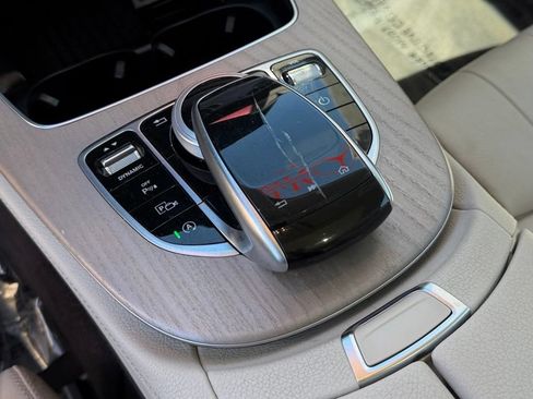 Used 2018 Mercedes-Benz E 400 Coupe image 28