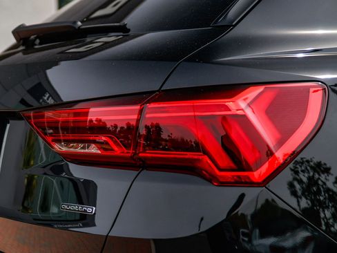 Used 2025 Audi Q3 2.0T Premium Plus w/ Premium Plus Package image 8